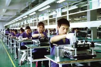 工厂计件工资能否保证产品质量？再担保业务为您深度解答
